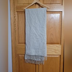 ❄️NWOT Cozy Madewell long wool scarf
